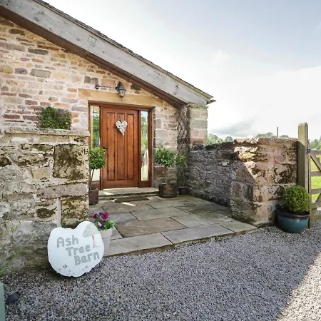 Ashtree Barn Hotel 4*