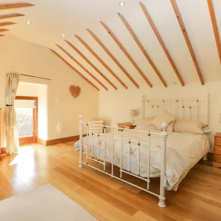 Hotel Ashtree Barn 4*