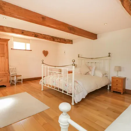 Ashtree Barn